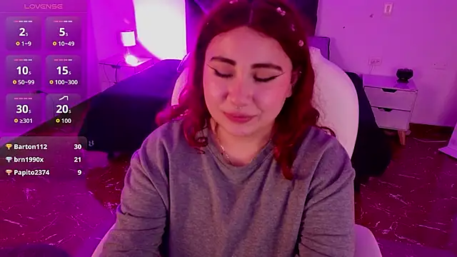 littlee_red's cam snapshot