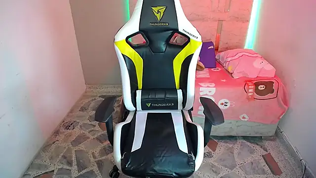 Little_bubu's cam snapshot