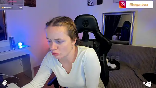 Piinkpandora's cam snapshot