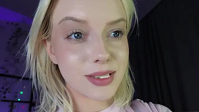 ImBonBon's cam snapshot