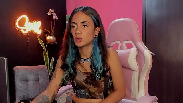 azula_lillet's cam snapshot