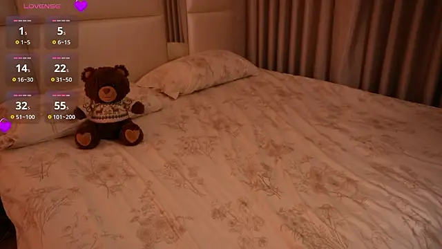 Lilly_Colins's cam snapshot