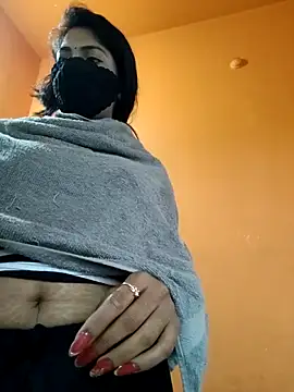 priya_26's cam snapshot