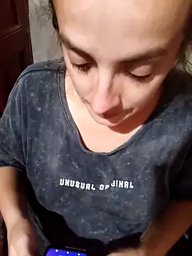 YeneFantasy2's cam snapshot