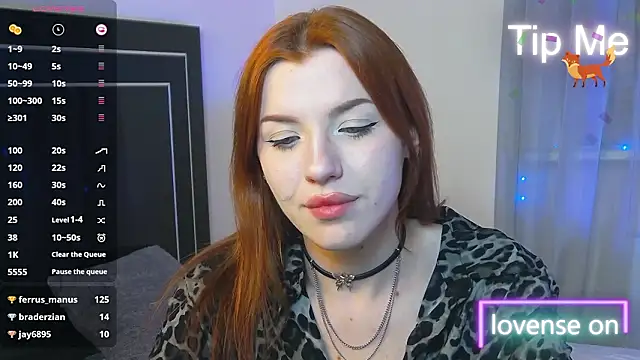 MeganNewCat's cam snapshot