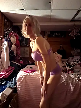 BeautifulFire23's cam snapshot