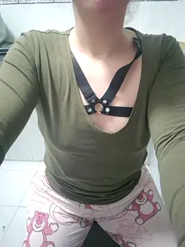 Enparejaa's cam snapshot