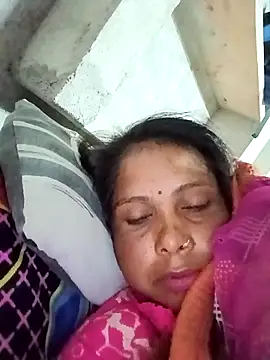 Shreya_pandit's cam snapshot