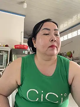 Alinat_'s cam snapshot