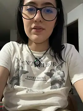 HinaSweet's cam snapshot