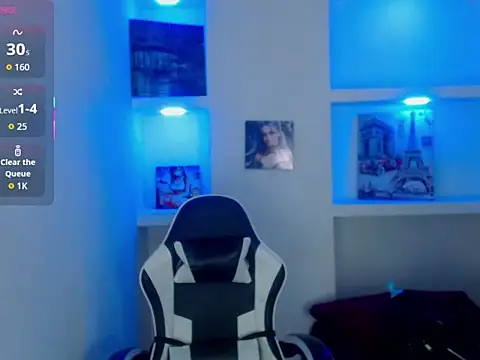 Charis_21's cam snapshot