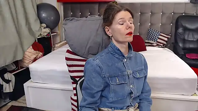 kellyterapy's cam snapshot