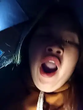 -myaa-'s cam snapshot