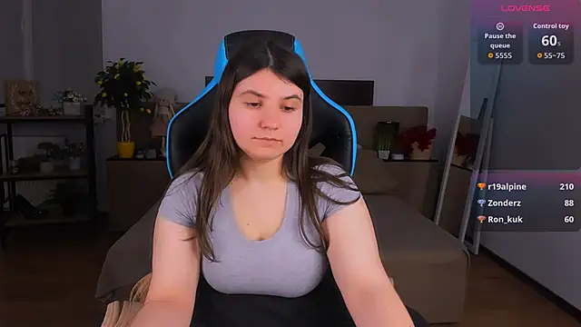 Viola__Shy's cam snapshot