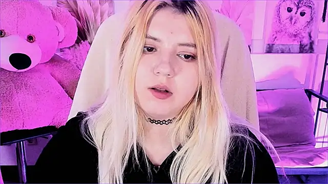 DiaAngell's cam snapshot