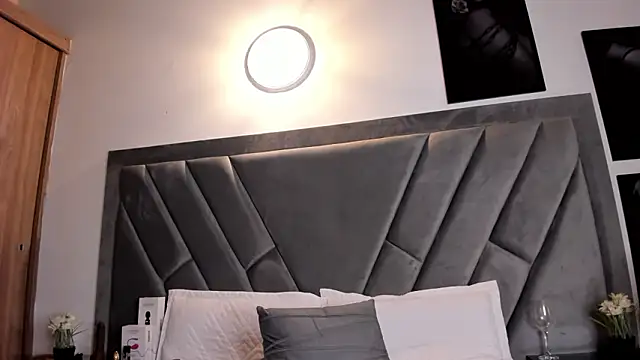 brenda_nova18's cam snapshot