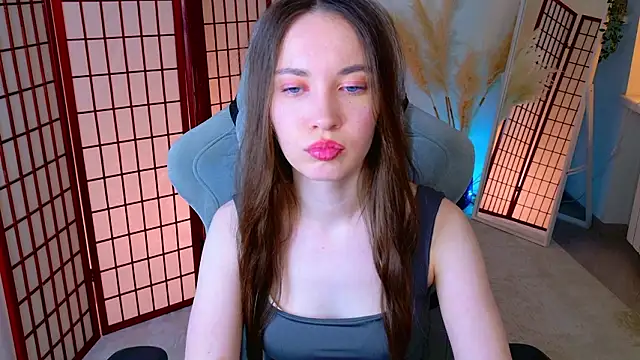 SilentLily's cam snapshot