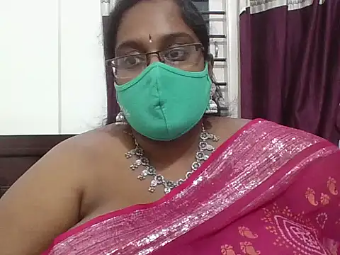 hootypriya live sex cam