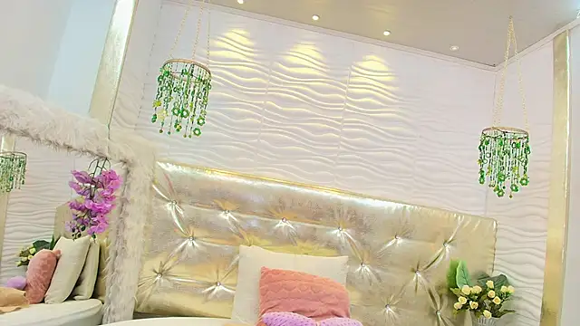 alanna_blaze's cam snapshot