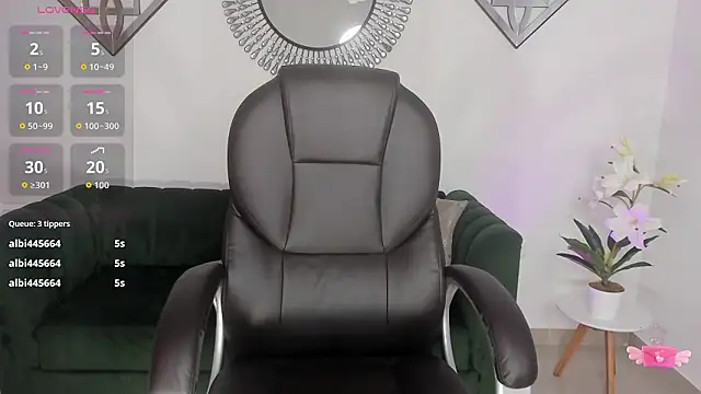 Lynara_norien's cam snapshot