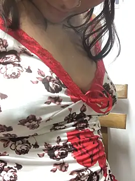 Nara_Bloom live sex cam