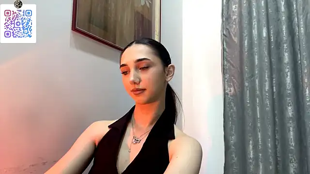 LinaMour's cam snapshot