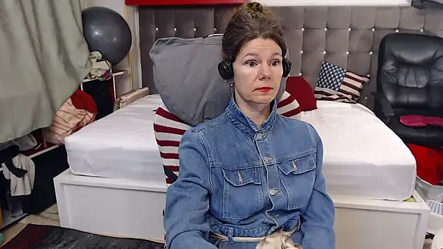 kellyterapy's cam snapshot