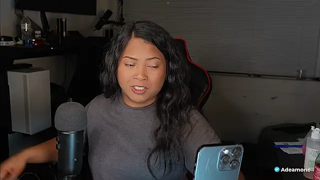 Bubbleliyah live sex cam