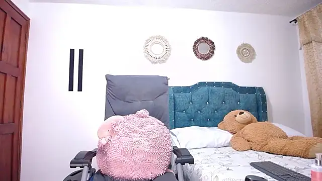 sofiamature01's cam snapshot