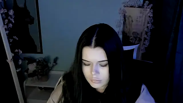 Mona_Esty's cam snapshot