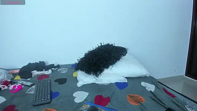 solesito_hotx's cam snapshot