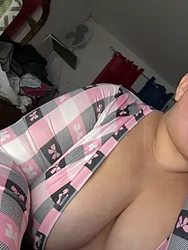 menina_coimbrinha live sex cam