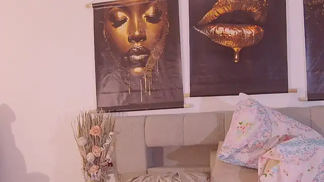 ReiyaRey live sex cam