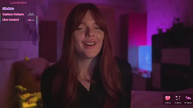 CherryRed_Girl live sex cam