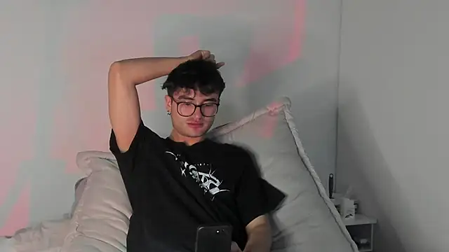 charlie_dicker live sex cam