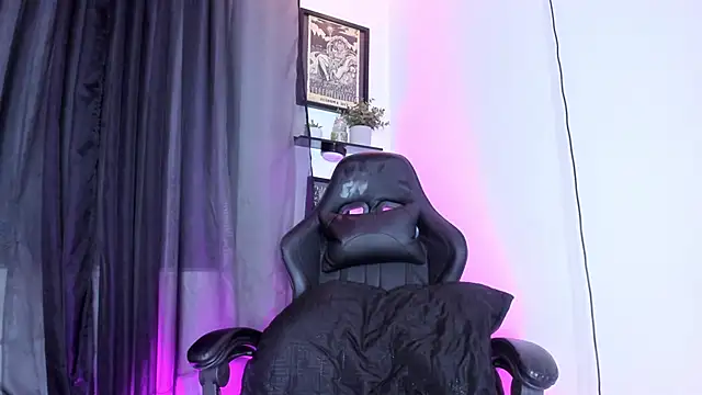 kota_cullenn's cam snapshot