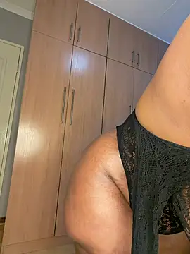 AddictiveMassiveBooty's cam snapshot