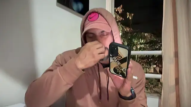 romeolovedark's cam snapshot