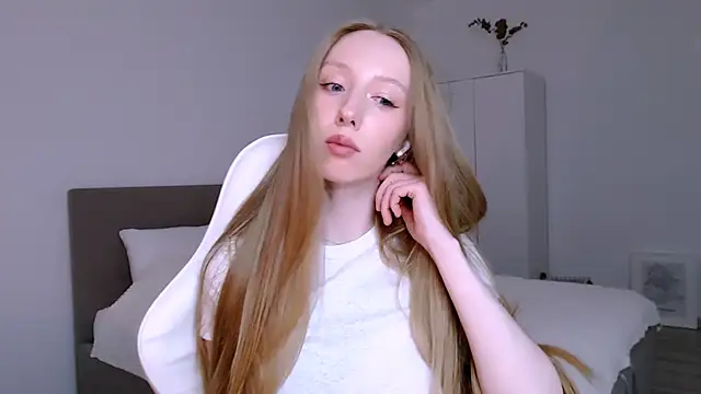 Luna_insniity's cam snapshot