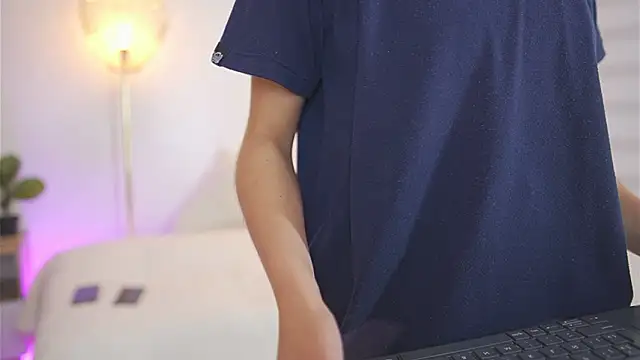 tommy_blue's cam snapshot