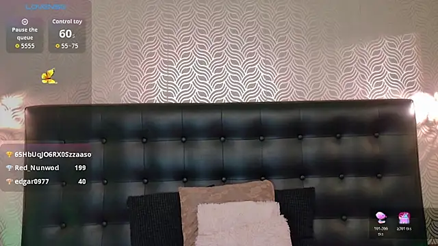 Sharonevanss_'s cam snapshot