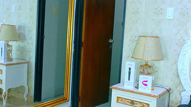 TianahGlow's cam snapshot