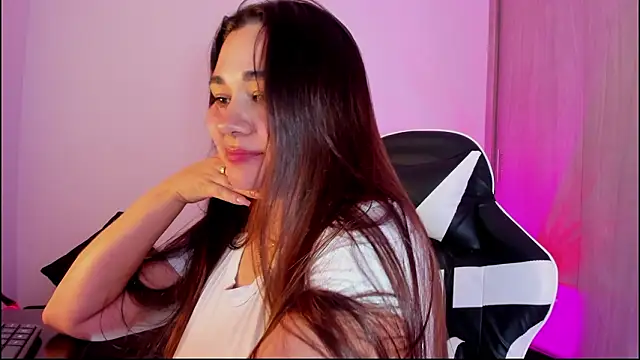 saray_mendozaa's cam snapshot