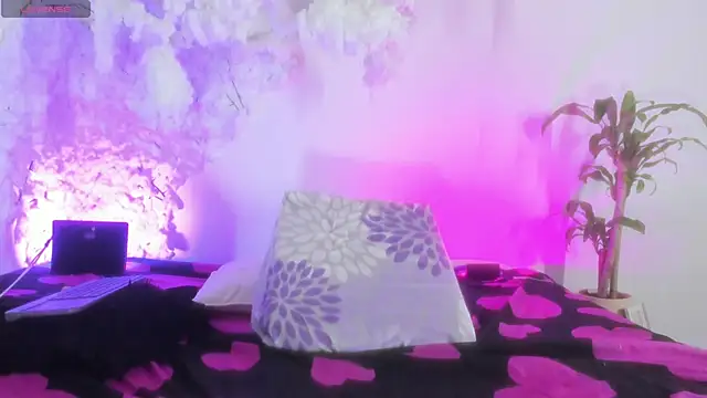 samhanta_sexx's cam snapshot