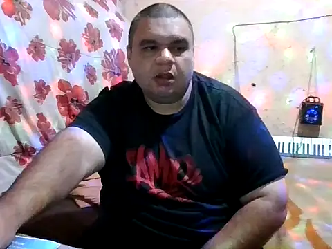 MCDg2025's cam snapshot