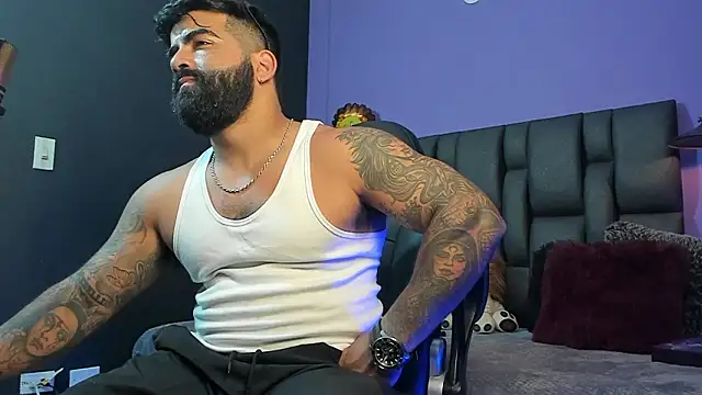 Lyon_vach live sex cam