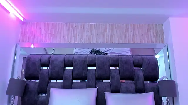 Charlotte_Myers's cam snapshot