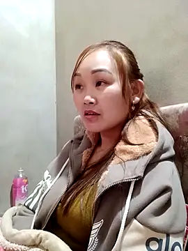 yula-bi's cam snapshot