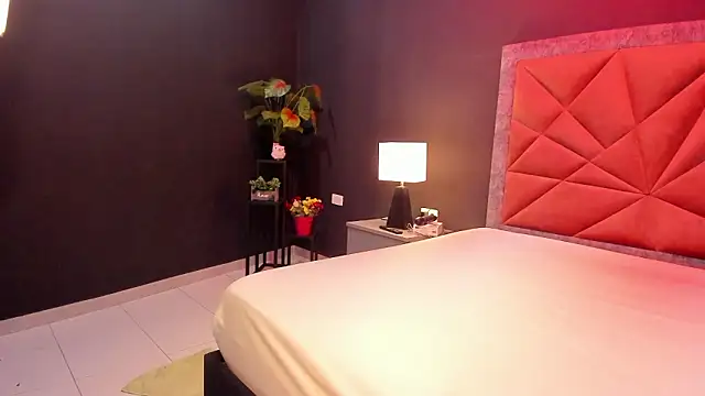 mia_milff's cam snapshot