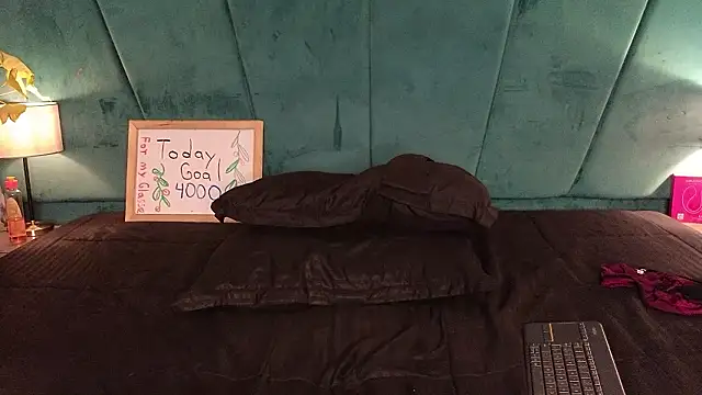 Aaron_Eze live sex cam